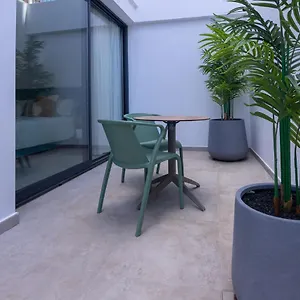 holidayvilla-luxe-yolo-norte.in-canary-islands.com/