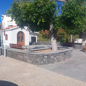 candelas-house.tenerifehoteles.net/